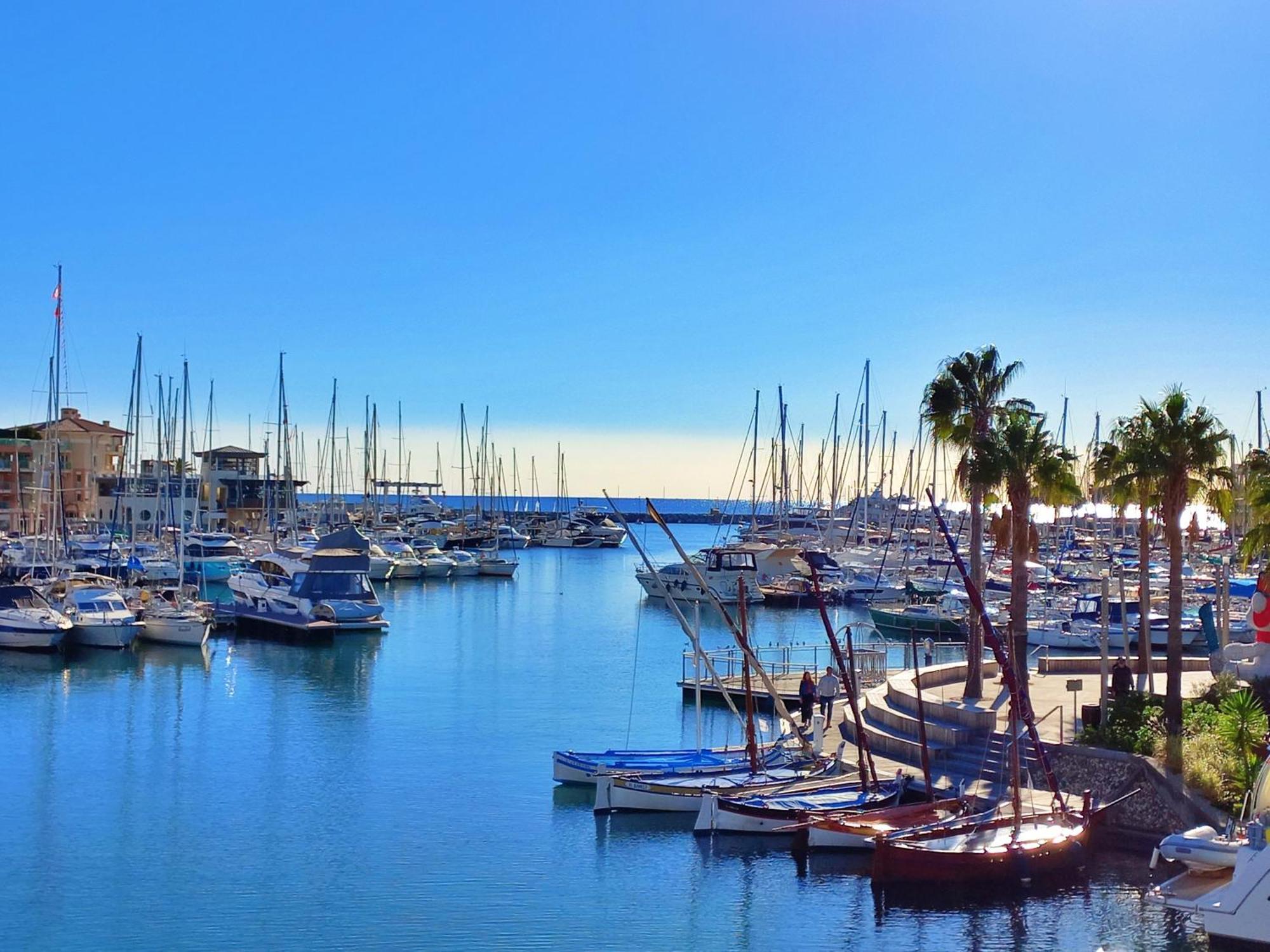 Port Frejus - Tout A Pied - Wifi - Clim Екстер'єр фото