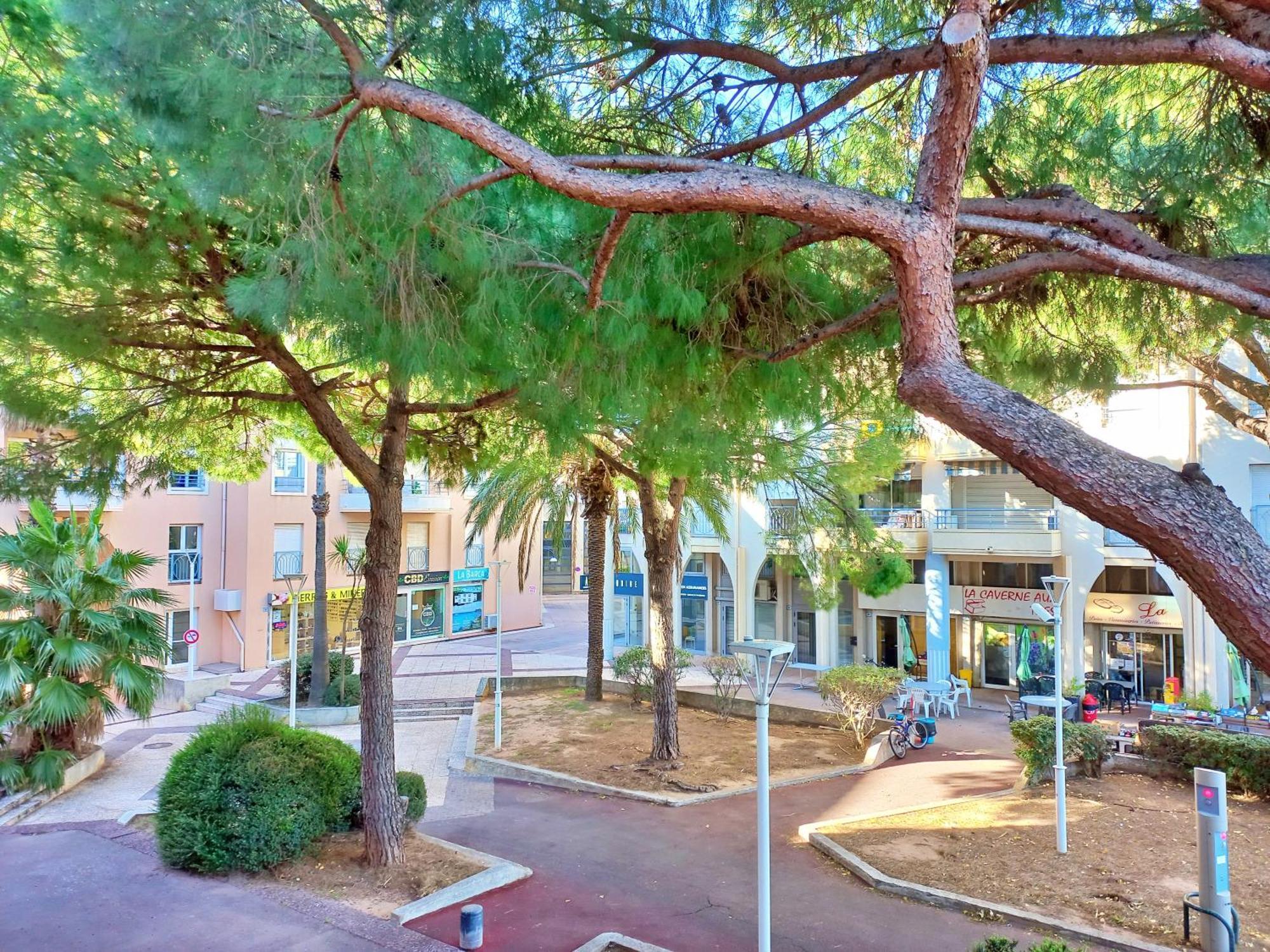 Port Frejus - Tout A Pied - Wifi - Clim Екстер'єр фото